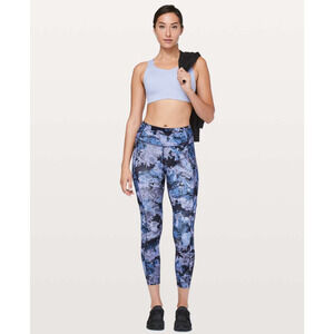 Lululemon Womens 7/8 Length II Size 2 Blue Screen Camo Multi Gym Yoga Pilates